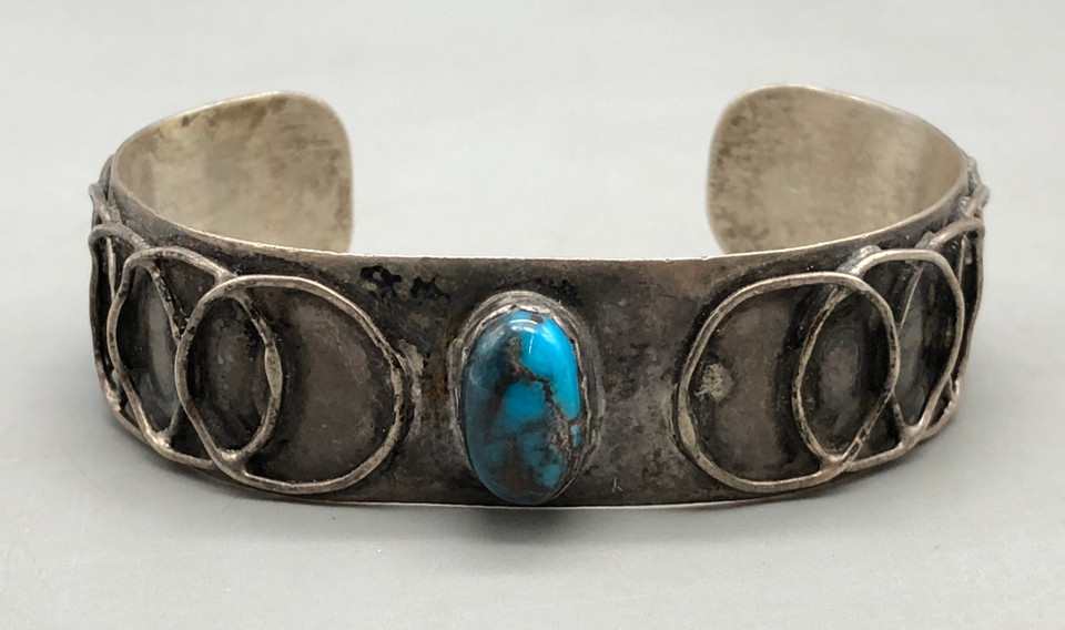 Vintage Sterling Silver And Beautiful Persian Turquoise Stone Bracelet